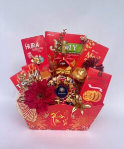 Set thuyền đỏ có rượu